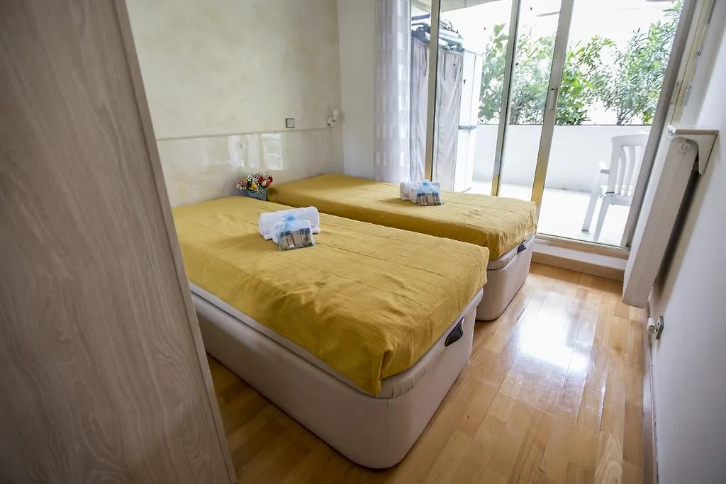 Appartement Et Parking Cannes Center By Connexion France